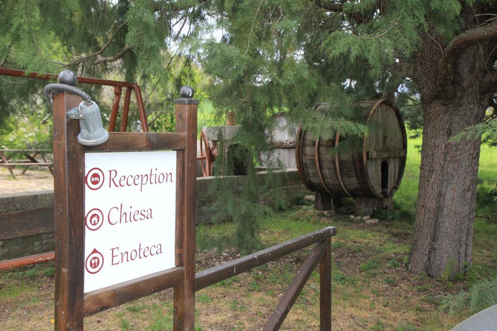 拉奎特酒店 阿西西 外观 照片